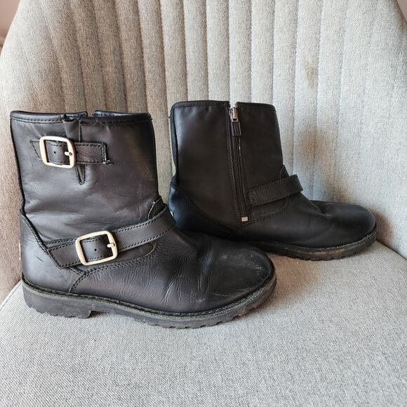 UGG Harwell Buckled Tan Black Leather Ankle Boots Size 3 Youth Girls Side Zip - Picture 1 of 6